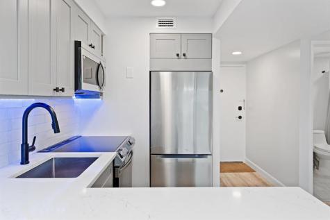 2900 NE 30th Street Fort Lauderdale FL 33306