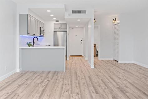 2900 NE 30th Street Fort Lauderdale FL 33306