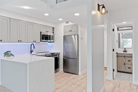 2900 NE 30th Street Fort Lauderdale FL 33306