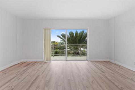 2900 NE 30th Street Fort Lauderdale FL 33306