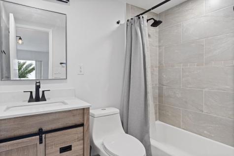 2900 NE 30th Street Fort Lauderdale FL 33306