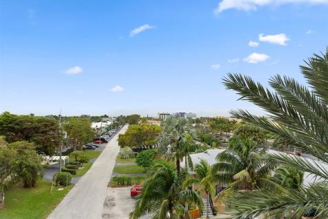 2900 NE 30th Street Fort Lauderdale FL 33306