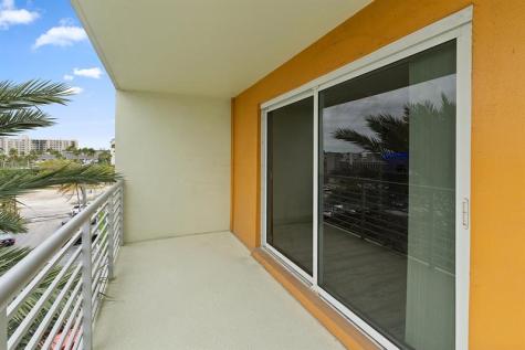 2900 NE 30th Street Fort Lauderdale FL 33306