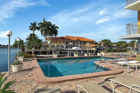 2900 NE 30th Street Fort Lauderdale FL 33306