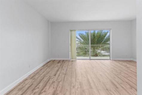 2900 NE 30th Street Fort Lauderdale FL 33306