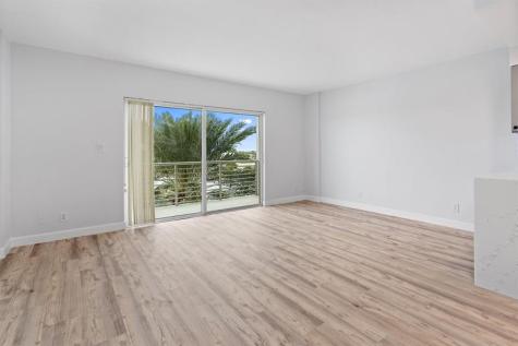 2900 NE 30th Street Fort Lauderdale FL 33306