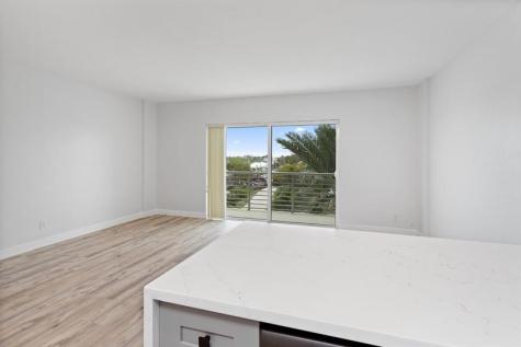 2900 NE 30th Street Fort Lauderdale FL 33306