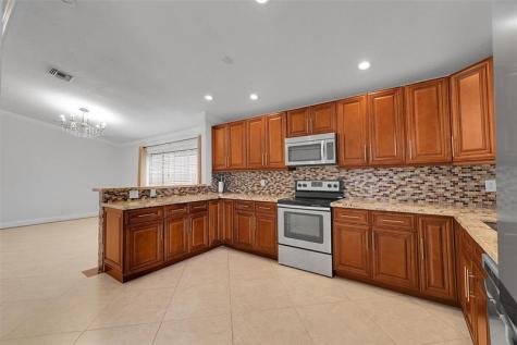Lauderhill FL 33319