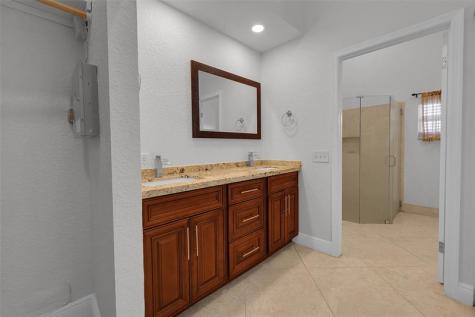 Lauderhill FL 33319