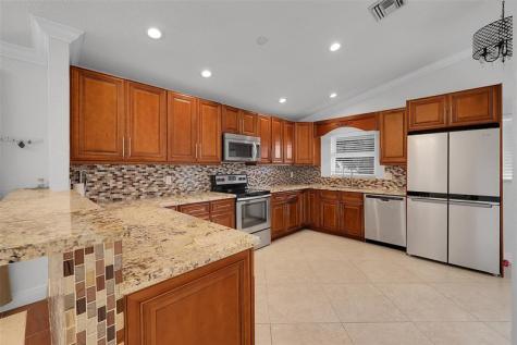 Lauderhill FL 33319