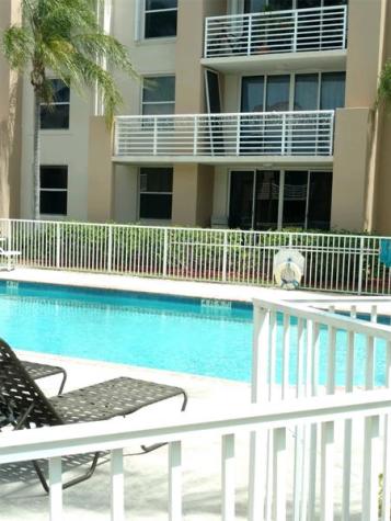 2731 Ocean Club Boulevard Hollywood FL 33019