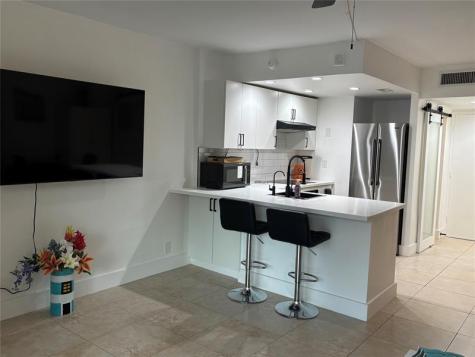 2900 NE 30th Street Fort Lauderdale FL 33306