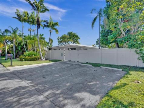 4422 Seagrape Drive Lauderdale By The Sea FL 33308