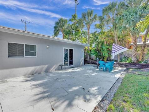 4422 Seagrape Drive Lauderdale By The Sea FL 33308