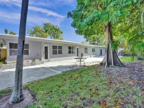 4422 Seagrape Drive Lauderdale By The Sea FL 33308