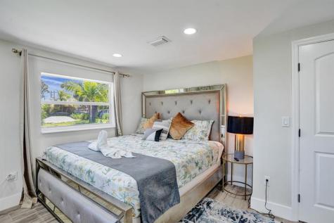 8021 NW 1st Place Miami FL 33150