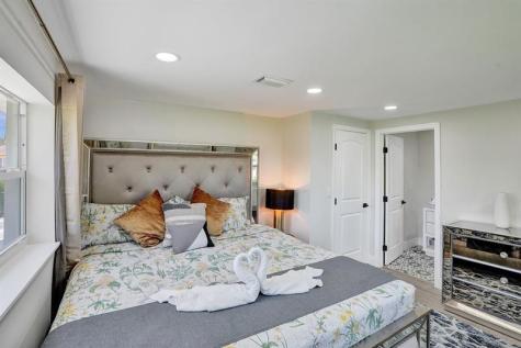 8021 NW 1st Place Miami FL 33150