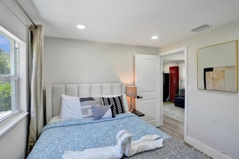 8021 NW 1st Place Miami FL 33150