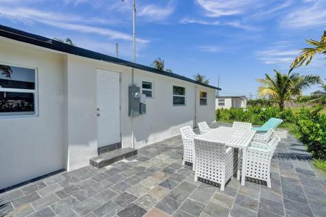 8021 NW 1st Place Miami FL 33150