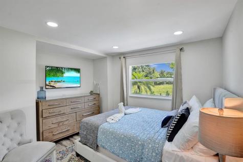 8021 NW 1st Place Miami FL 33150