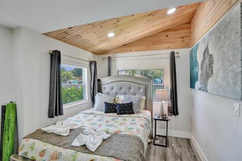 8021 NW 1st Place Miami FL 33150