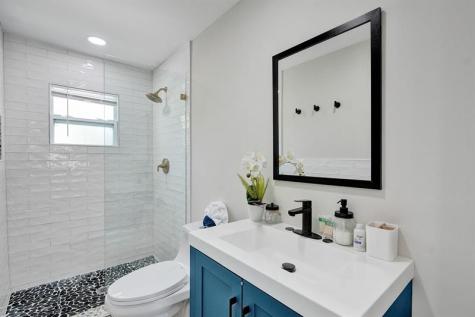 8021 NW 1st Place Miami FL 33150