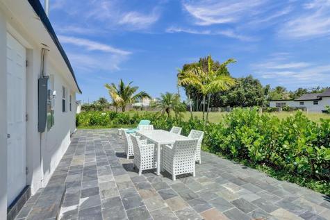 8021 NW 1st Place Miami FL 33150