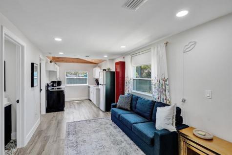 8021 NW 1st Place Miami FL 33150