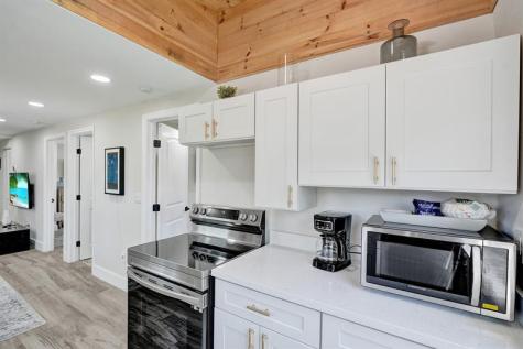 8021 NW 1st Place Miami FL 33150