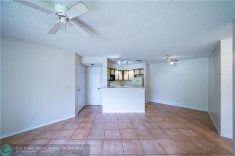 3350 Pinewalk Drive Pompano Beach FL 33063