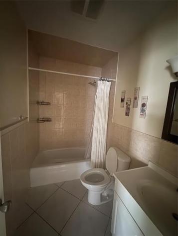 2220 NE 68th Street Fort Lauderdale FL 33308