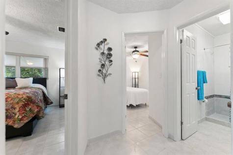 2140 N 57th Avenue Hollywood FL 33021