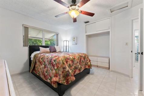 2140 N 57th Avenue Hollywood FL 33021