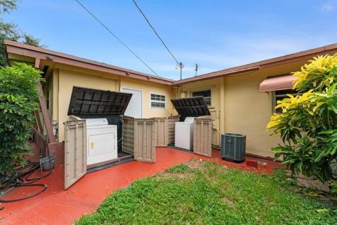 2140 N 57th Avenue Hollywood FL 33021