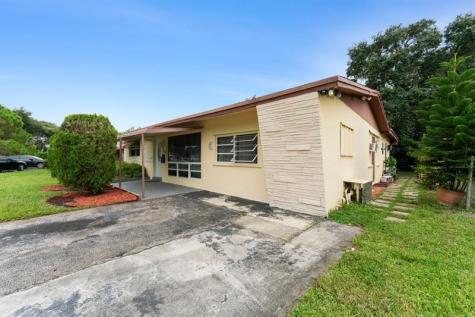 2140 N 57th Avenue Hollywood FL 33021