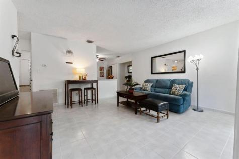 2140 N 57th Avenue Hollywood FL 33021