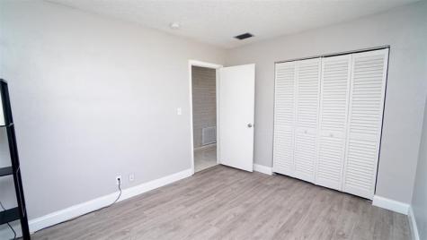 5908 NW 81st Avenue Tamarac FL 33321