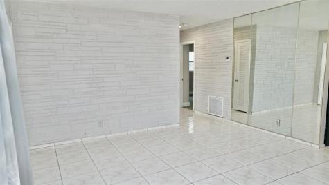 5908 NW 81st Avenue Tamarac FL 33321