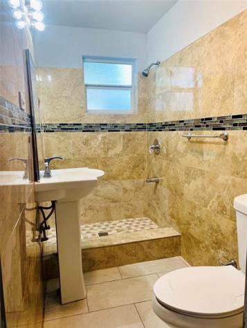 5605 Polk Street Hollywood FL 33021
