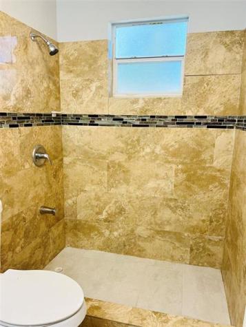 5605 Polk Street Hollywood FL 33021