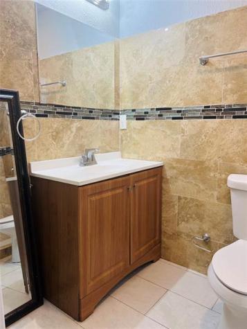 5605 Polk Street Hollywood FL 33021