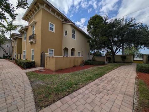2851 W Prospect Road Tamarac FL 33309