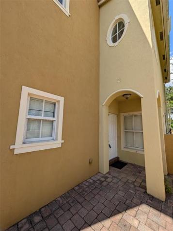 2851 W Prospect Road Tamarac FL 33309