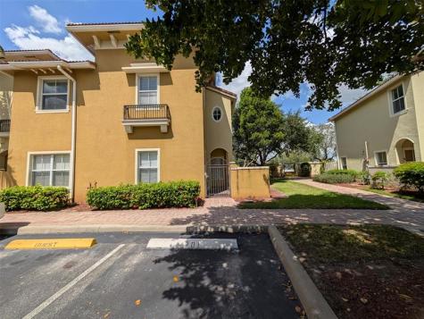 2851 W Prospect Road Tamarac FL 33309