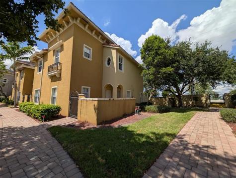 2851 W Prospect Road Tamarac FL 33309