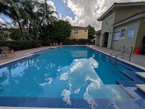 2851 W Prospect Road Tamarac FL 33309