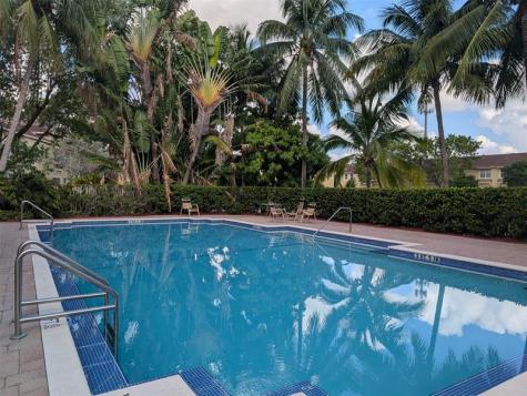 2851 W Prospect Road Tamarac FL 33309