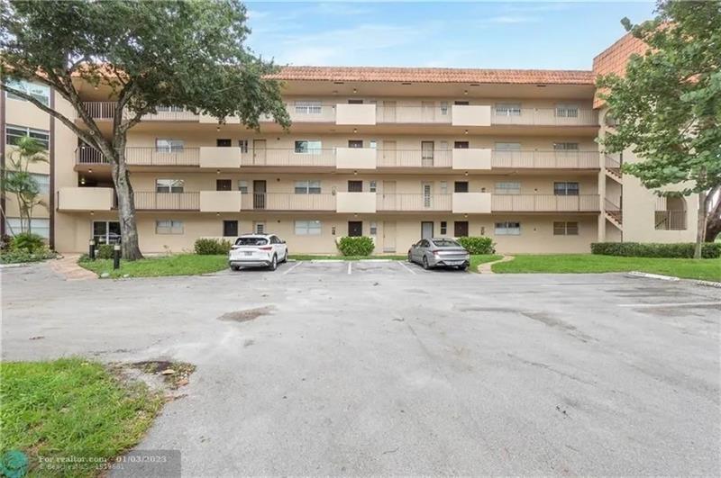 6001 N Falls Circle Drive Lauderhill FL 33319