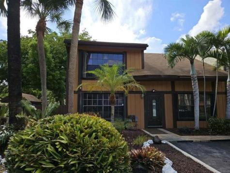 10191 Oleander Court Pembroke Pines FL 33026