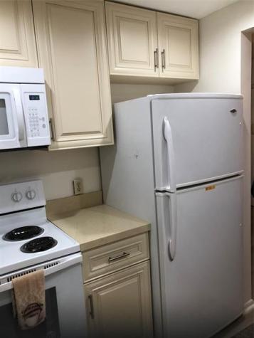 850 SW 133 Pembroke Pines FL 33027